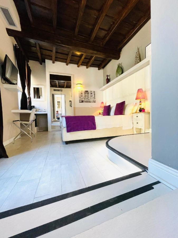 Town House Spagna- Luxury With Jacuzzi Bath Pensionat *
