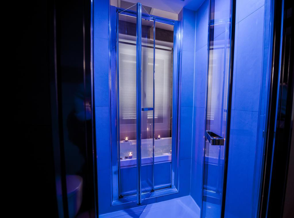 Pensionat Town House Spagna- Luxury With Jacuzzi Bath Rom