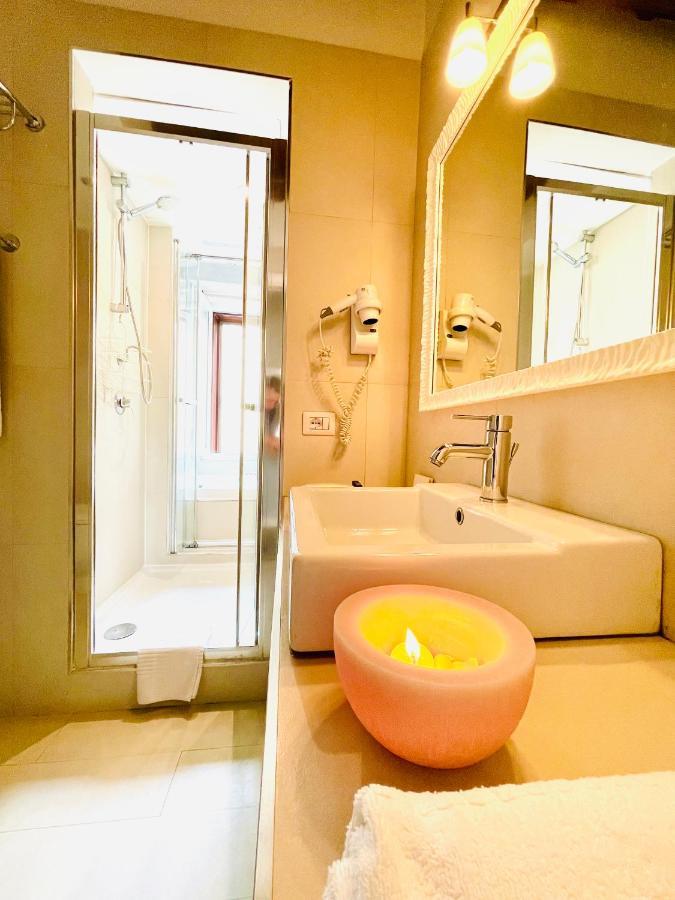 Town House Spagna- Luxury With Jacuzzi Bath Pensionat Rom